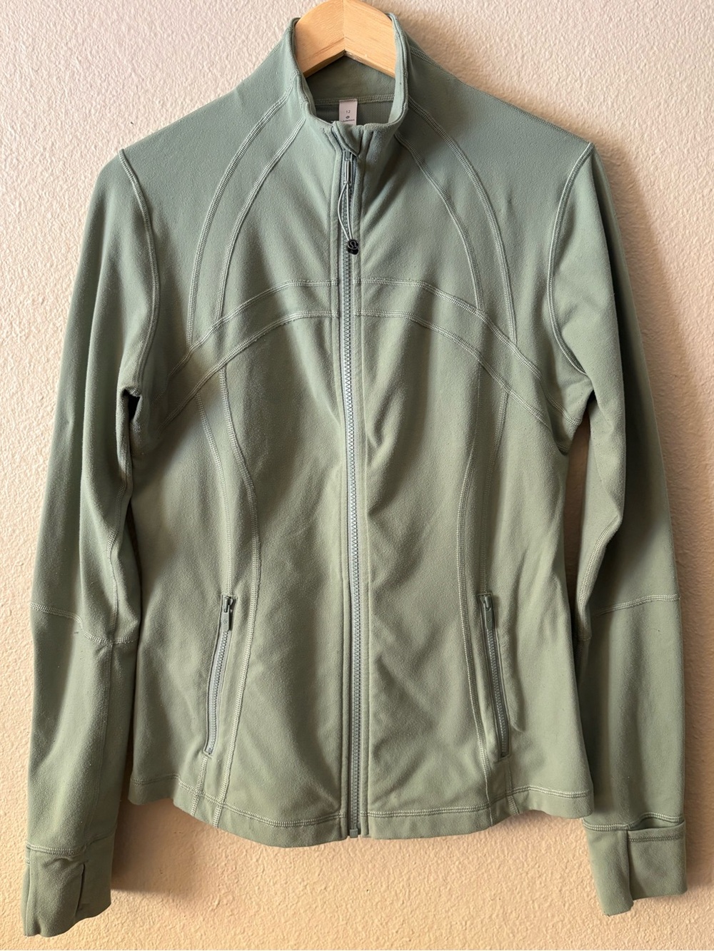 Lululemon Define Jacket 12 Sage Green Full Zip Athletic Yoga Jacket